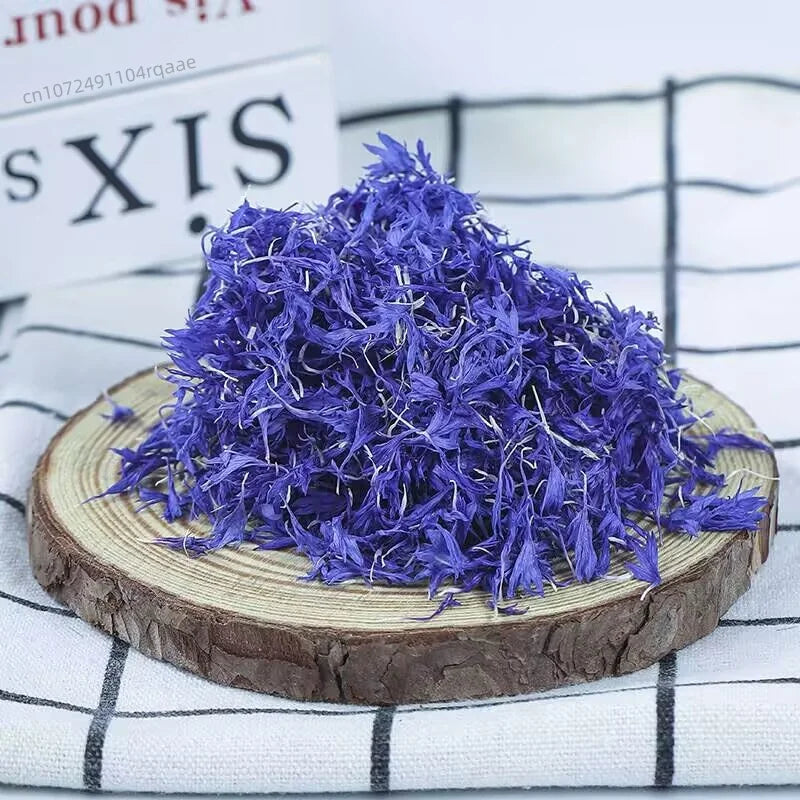 fleurs séchées violettes bleues décoration intérieure mariage anniversaire baby shower finement découpées naturelles