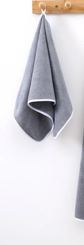 serviette bain rapide microfibre douce poche élastique ourlet moderne bleu marine gris beige