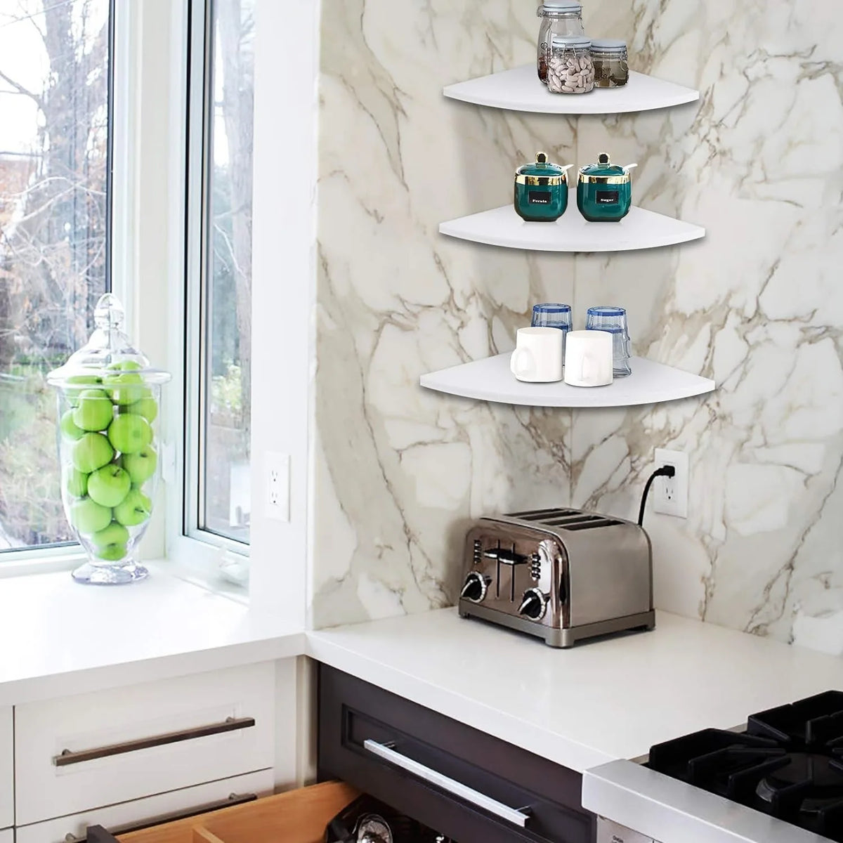 étagères angle blanc modernes adhésives rangement vase livres horloge cadre photo plantes cosmétiques objets