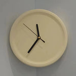 horloge murale moderne simple bleu rouge noir aiguille sans tic tac minimaliste salon