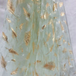 tissu tulle polyester plumes dorées robe élégante occasion festive bleu clair rouge vert gris