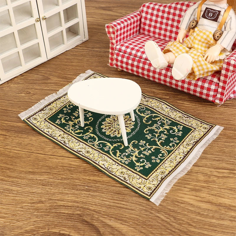 tapis miniature animaux nature ornements floraux motifs géométriques franges classique vert rouge