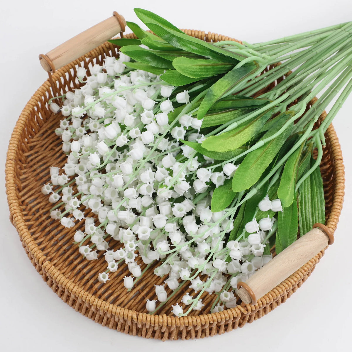 bouquet artificiel blanc vert feuilles fleurs naturel minimaliste décoration intérieure mariage anniversaire rustique