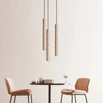 Suspension lumineuse moderne pierre marbrée beige clair foncé texture naturelle minimaliste pendentif cordon