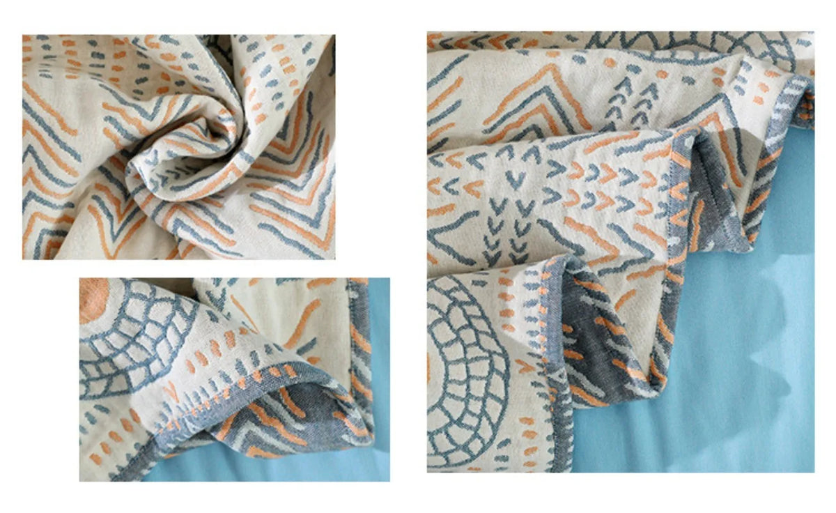 Couverture en coton pliée sur une chaise