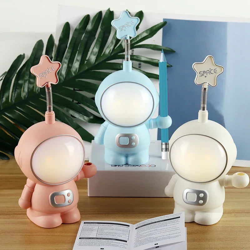 lampe astronaute enfantine rotative étoile tête translucide spatial crayon recharge usb