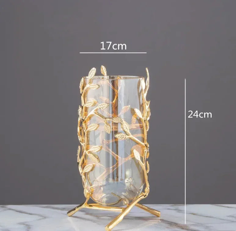 vase moderne élégant doré branches stylisées transparent pieds sculptés decoration maison table