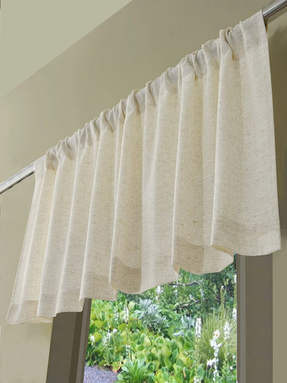 Voilage beige élégant pour petite fenêtre, idéal pour apporter une touche lumineuse et naturelle à votre intérieur. Parfait pour le salon ou la cuisine, ce rideau rehausse votre décoration tout en permettant de préserver l'intimité.