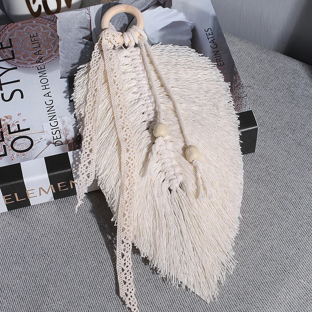 accessoire mural boho chic macramé franges blanc cassé anneau bois suspension chambre salon