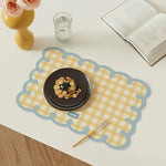 tapis table bleu clair rose jaune carreaux géométrique vintage rustique adhésif moderne rectangle
