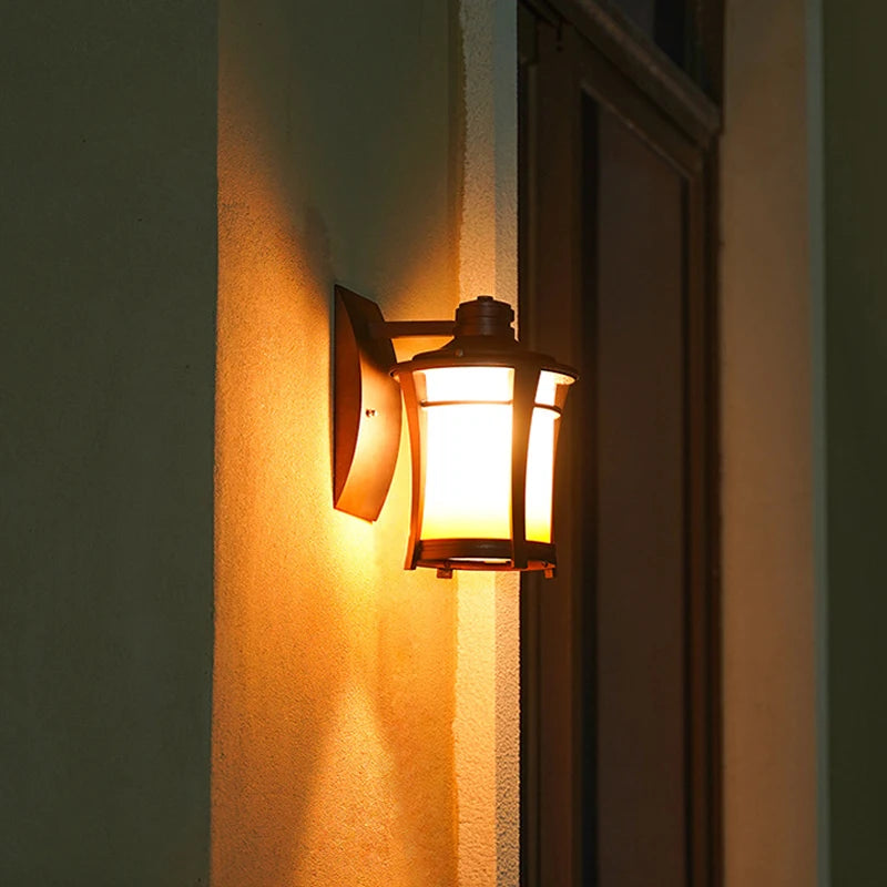 lampe murale extérieure bronze blanc translucent texture métallique classique rustique fixée mur