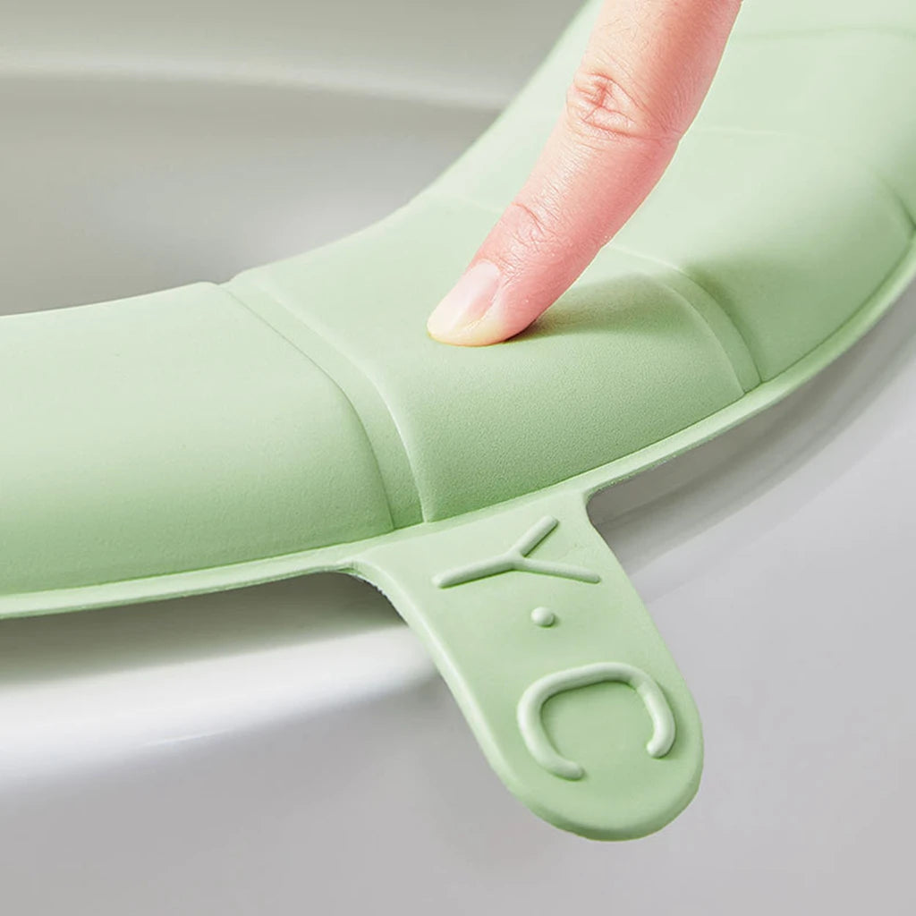 coussin toilette rose clair vert pastel gris clair texture cuir moderne clips fixations confortables