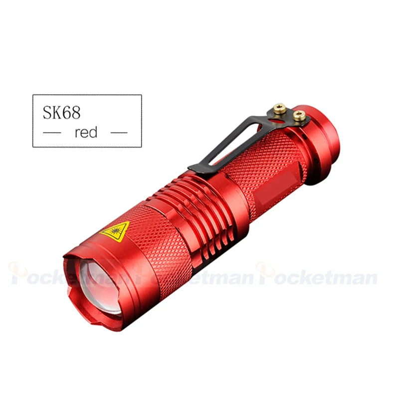 torche led étanche modes lumiere intense résistante chocs vert rouge noir bleu