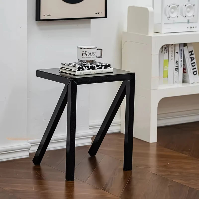 table d'appoint moderne table basse rectangulaire métal noir blanc rose jaune minimalistestyle nordique dopamine