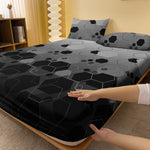 drap plat géométrique moderne noir gris hexagones polyester lit chambre coucher