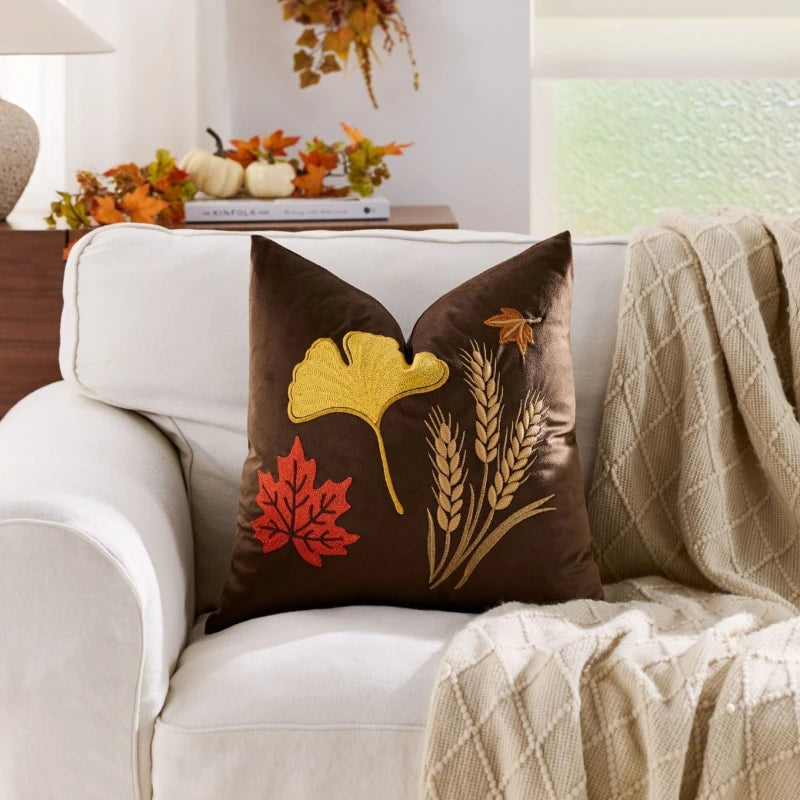housse coussin décorative motif feuilles automne champignons moderne salon maison intérieur