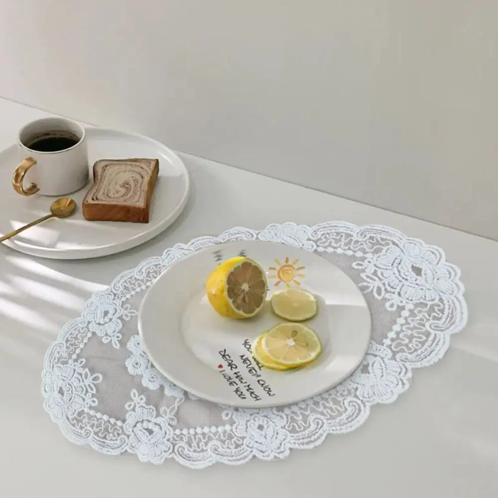 serviettes table classiques dentelle blanche taille 17x28cm 19x30cm 29x42cm 18cm 27cm