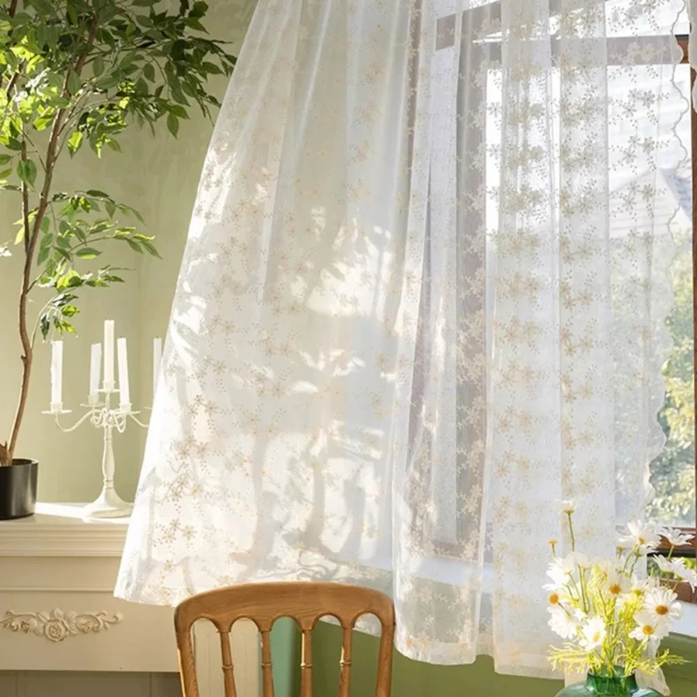 rideaux floral brodé blanc crème vintage bohème translucides chambre coucher