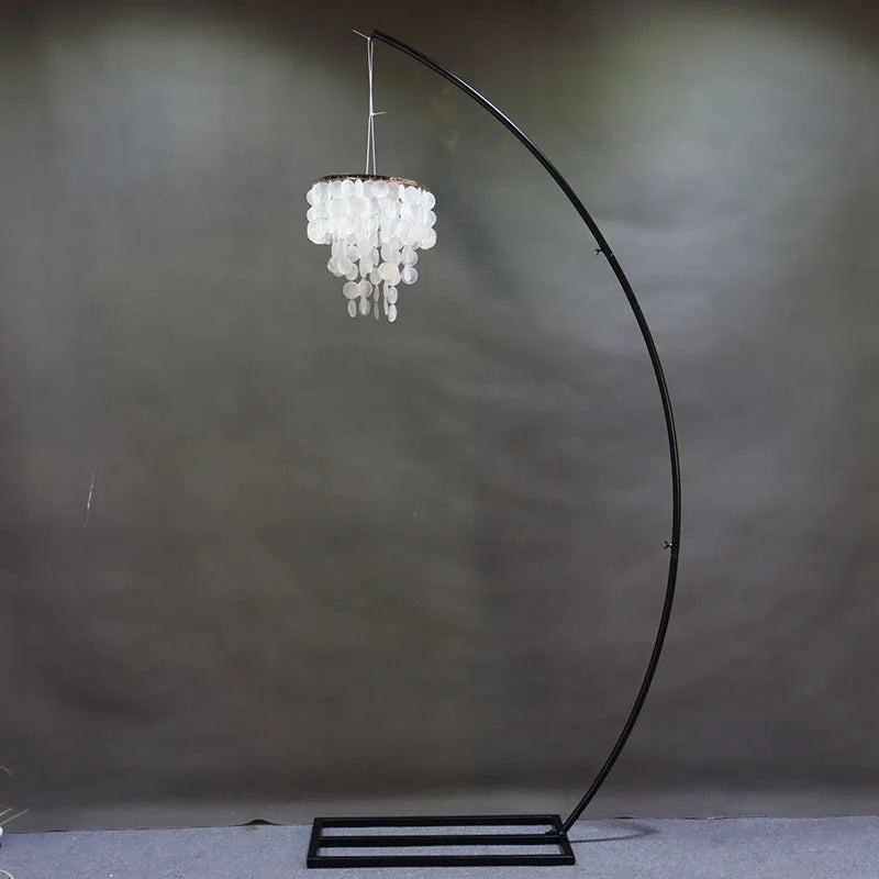 arche décorative mariage suspension lumineuse métal moderne élégante intérieur anniversaire baby shower