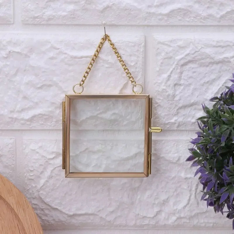 cadre photo suspendu vintage industriel verre transparent chaîne métal doré bronze DIY decoration