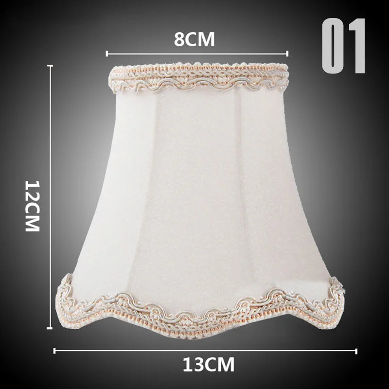 abat jour tissu broderie dorée vert clair rouge beige gris rose pâle classique tassel