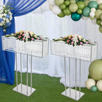 supports fleurs transparents argentés décoration événementielle moderne draperies ballons
