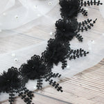 tissu dentelle polyester coton blanc noir rose clair violet fleurs romantique élégant DIY decoration