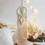 décoration murale boho chic attrape rêves macramé blanc plume fleur