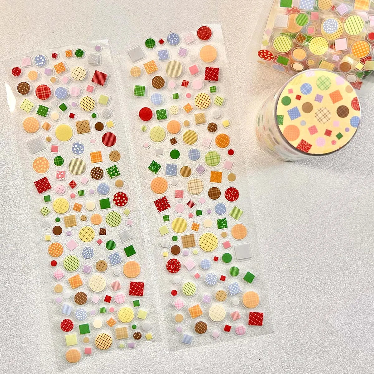rubans autocollants transparents multicolores étoiles notes musicales cercles coeurs enfantins