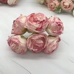 décoration intérieure vintage bouquet roses soie romantique mariage fleurs artificielles feuilles vertes tringle