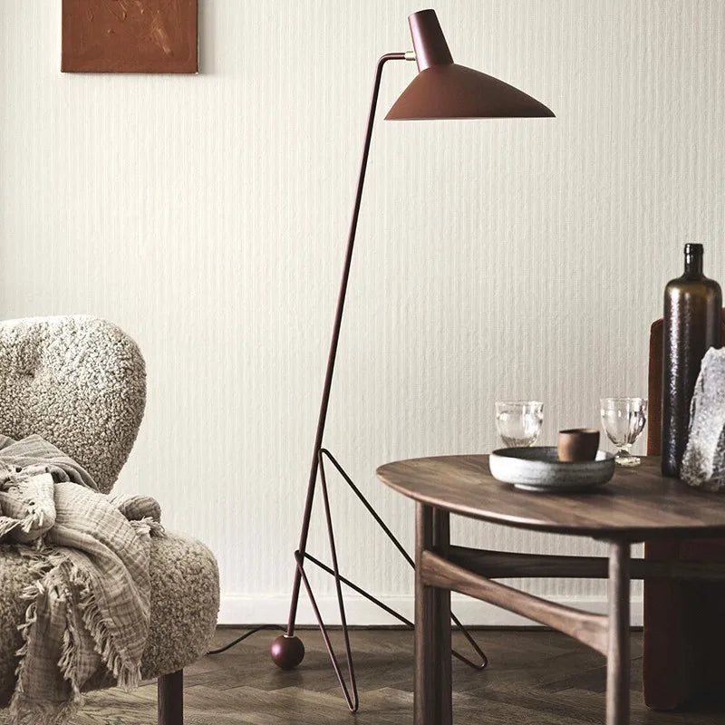 lampadaire led vintage noir pied trépied angle salon chambre coucher abatjour conique mid century