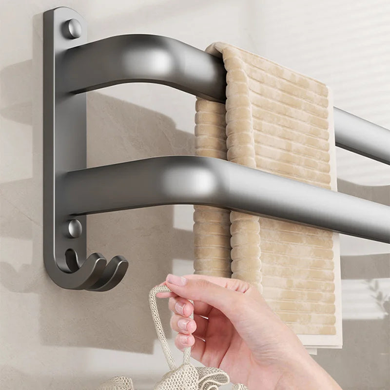 Porte-serviettes en aluminium avec rangement optimisé pour famille