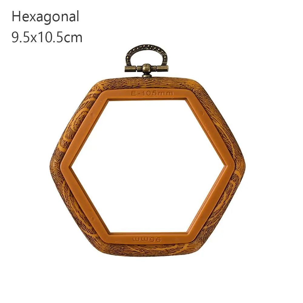 Cadre broderie bois marron texture naturelle classique boucle métallique hexagonal octogonal rectangle square
