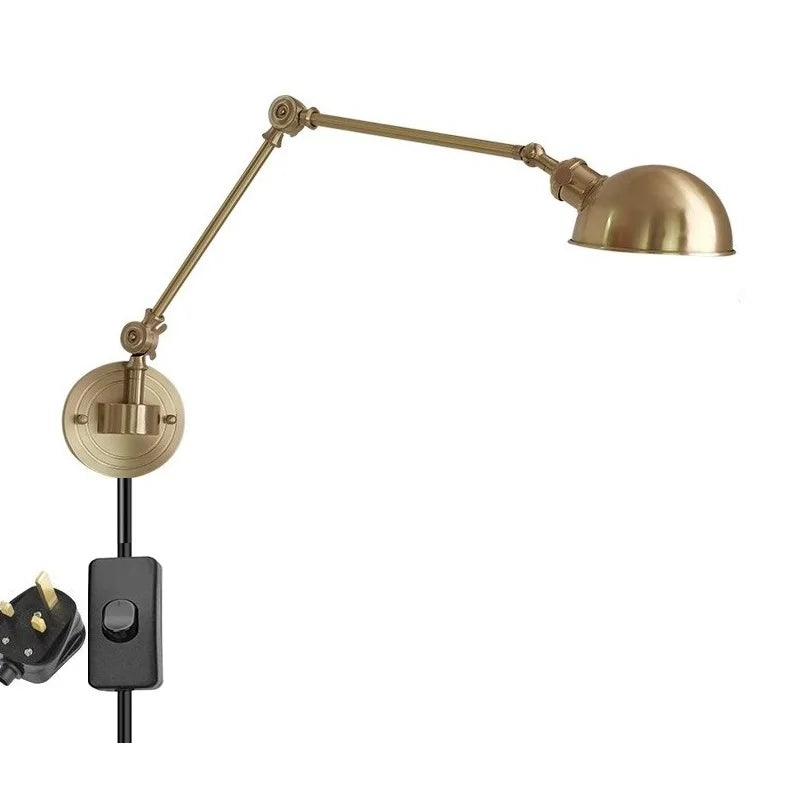 lampe murale industrielle dorée lisse fixée mur interrupteur câble électrique moderne cuisine chambre