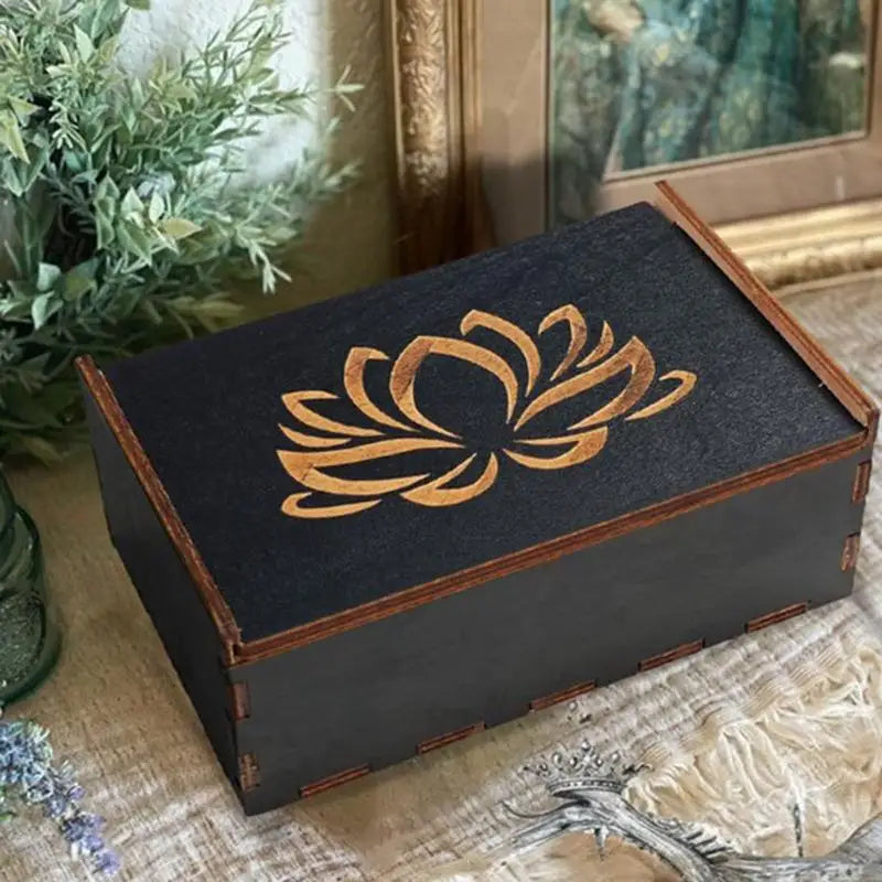 boîte rangement bois vintage carte tarot arbre vie fleur lotus lune pentacle respectueux environnement