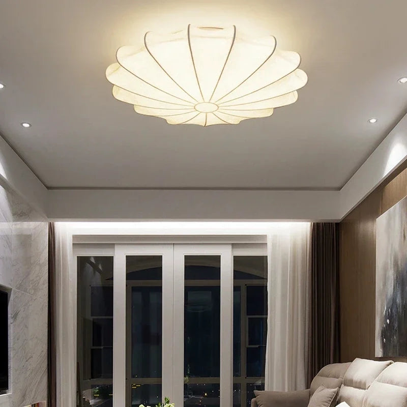 plafonnier led moderne blanc rayures noires salon chambre coucher éclairage intérieur