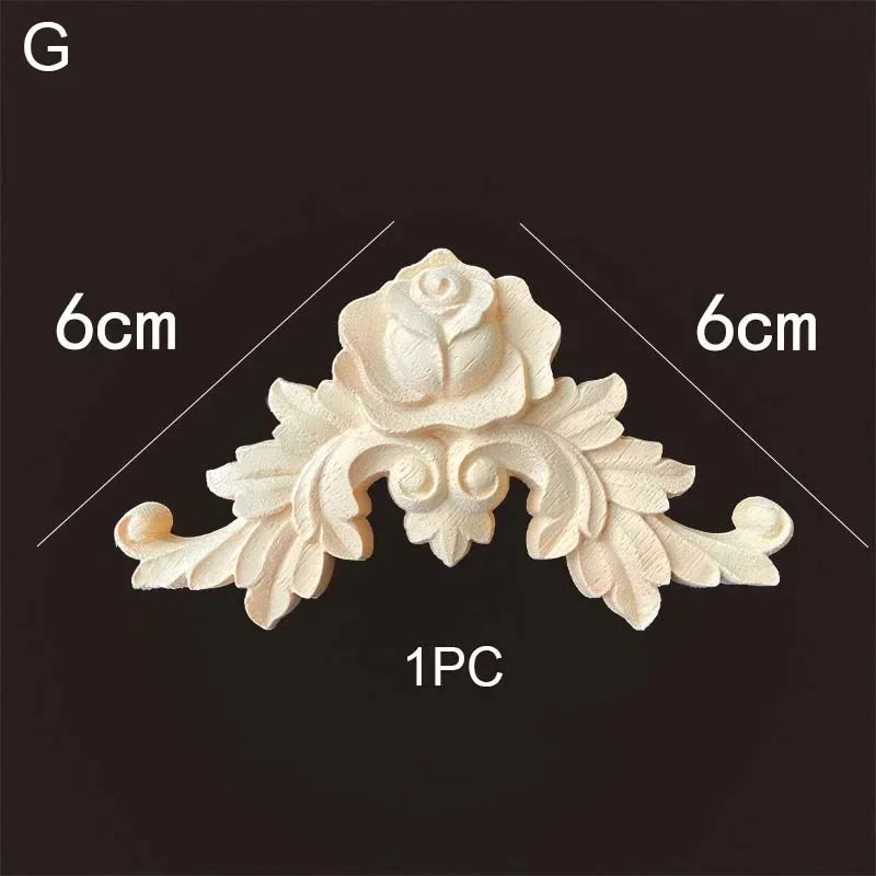 ornements décoratifs bois sculpté floral baroque beige clair intérieur décoration mur meuble