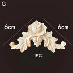 ornements décoratifs bois sculpté floral baroque beige clair intérieur décoration mur meuble