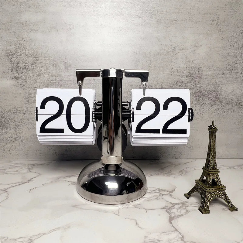 horloge vintage cadran flip numérique quartz métal noir blanc rétro décoration chambre