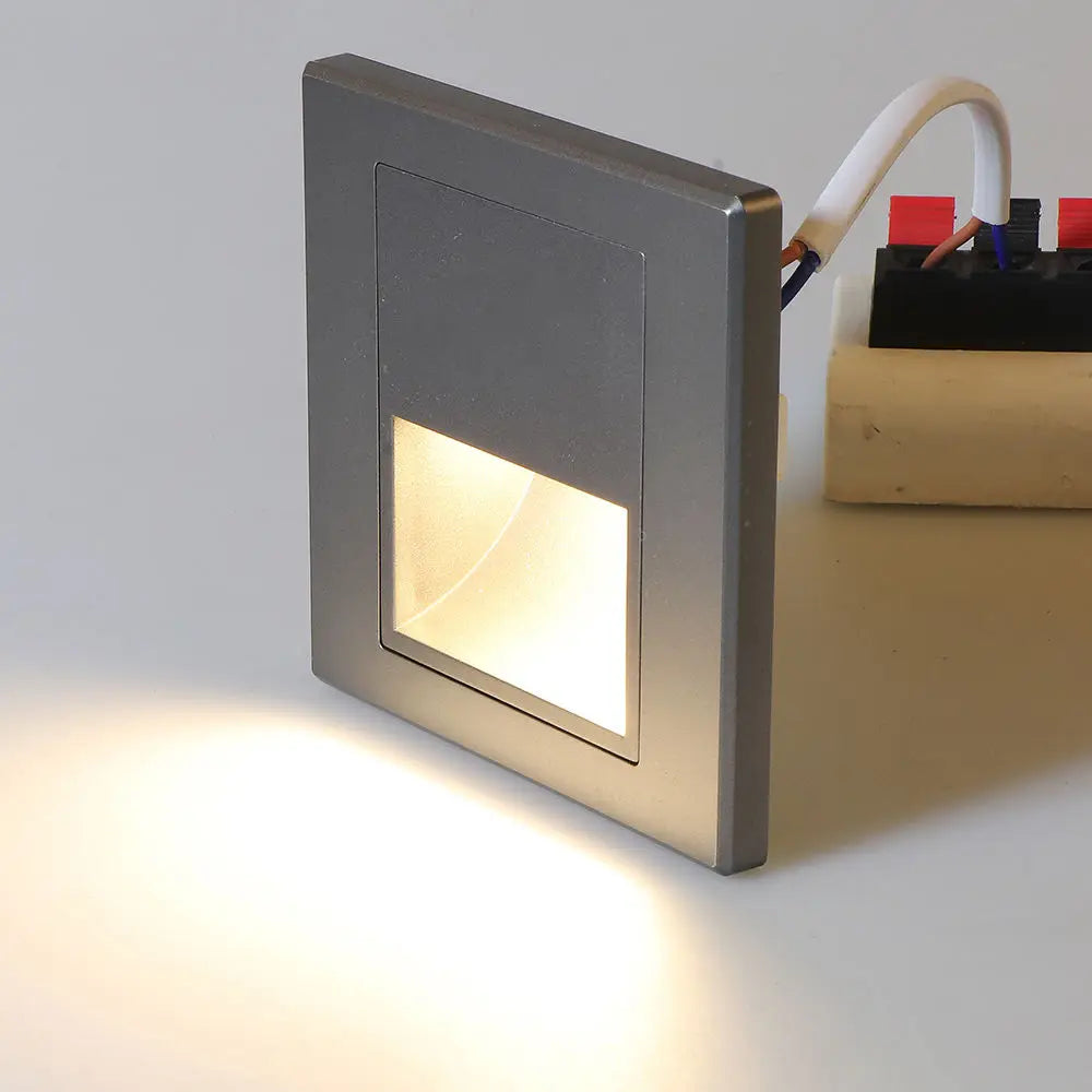 lampe sol détecteur mouvement led blanc noir gris moderne