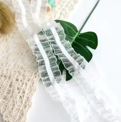 ruban dentelle élastique décoratif gris bleu vert jaune rose blanc noir orange élégant frisé