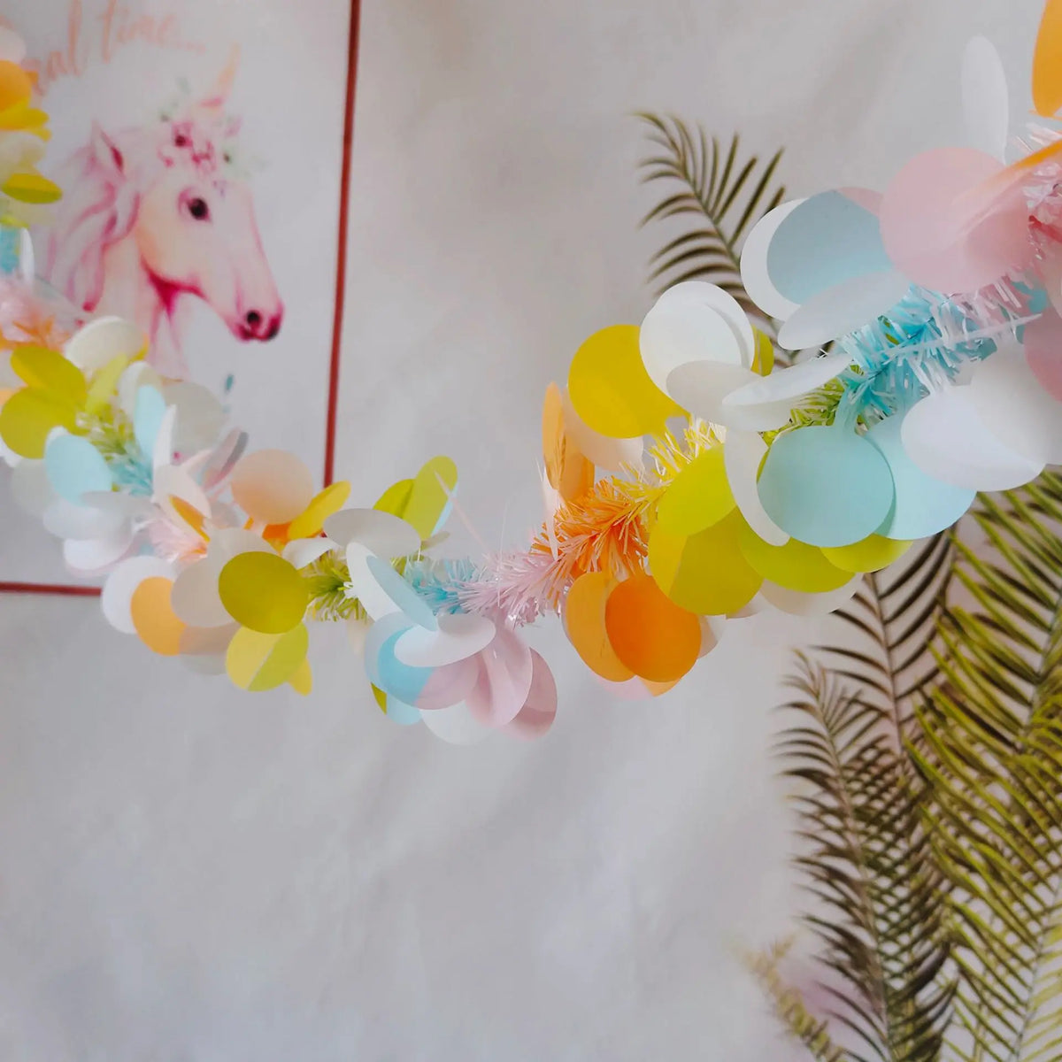 guirlande décorative eucalyptus feuilles fleurs blanches extérieur anniversaire bohème 2m coloré