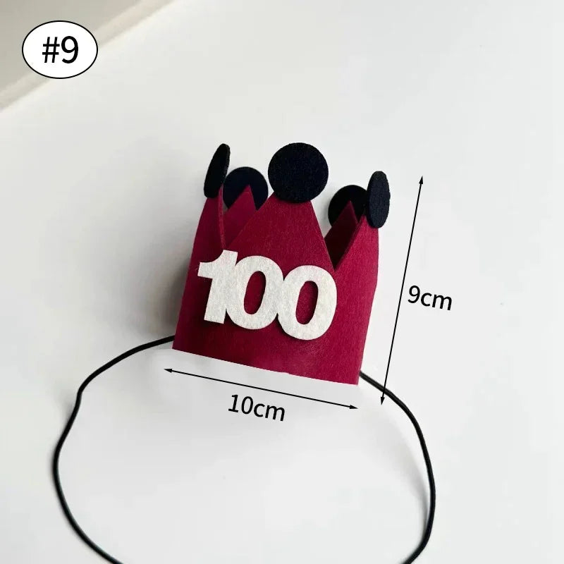 couronne anniversaire enfant rouge numéros blancs oreilles noires festive décoration ruban festif