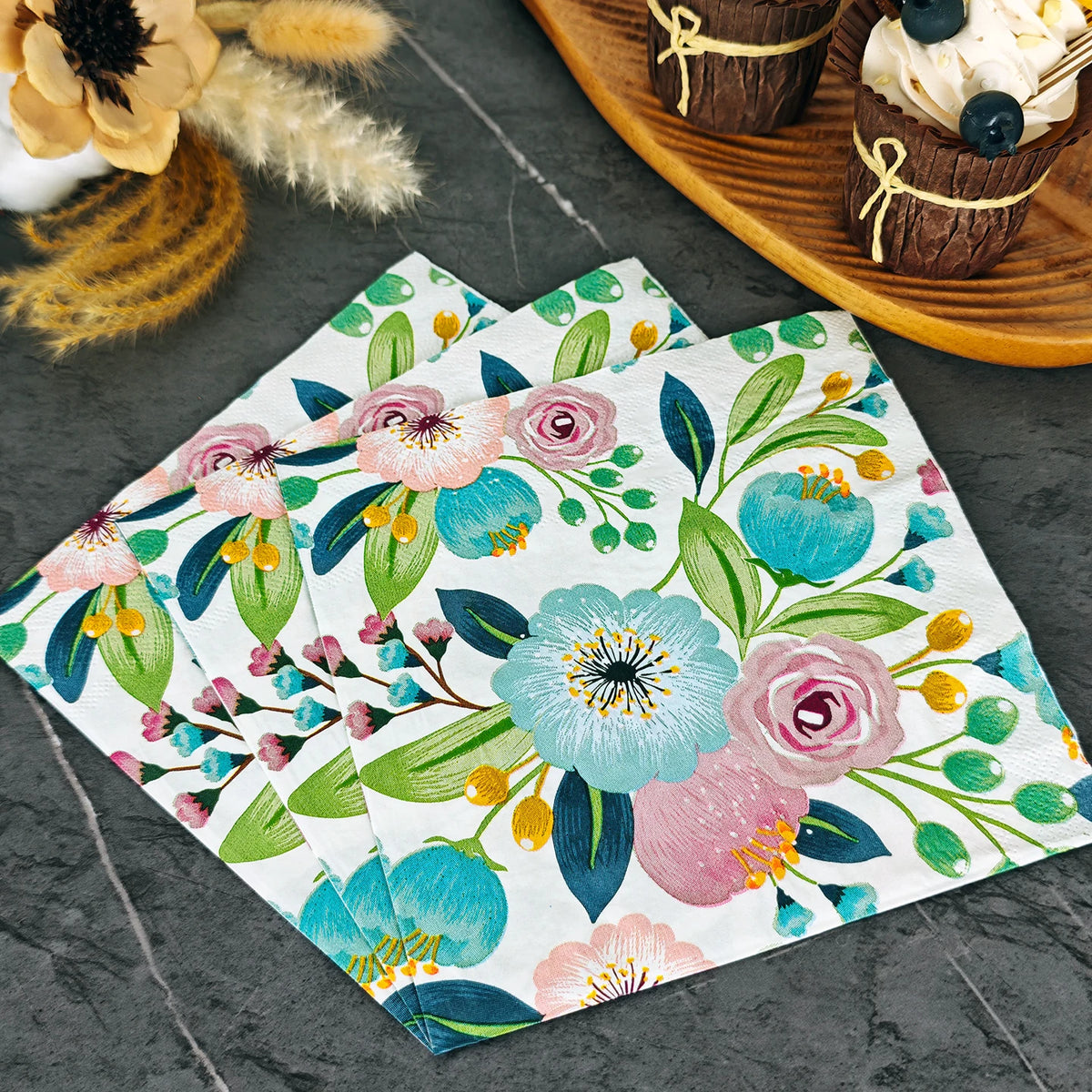 serviettes papier fleur aquarelle blanc rose bleu turquoise vert printanier