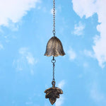 cloches décoratives vintage feuilles suspendues couleurs vert rose blanc jaune aspect métalliqueextérieur jardin balcon