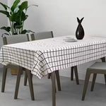 nappe jetable carreaux noirs blancs fête anniversaire pique nique extérieur mariage transparente moderne minimaliste