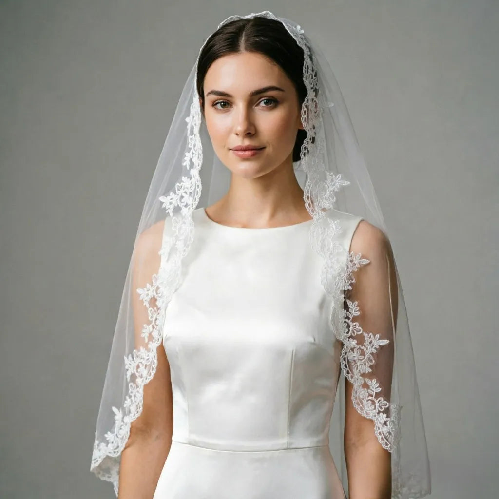 voile mariée blanc broderie florale dentelle classique translucide cérémonie photo vintage peigne