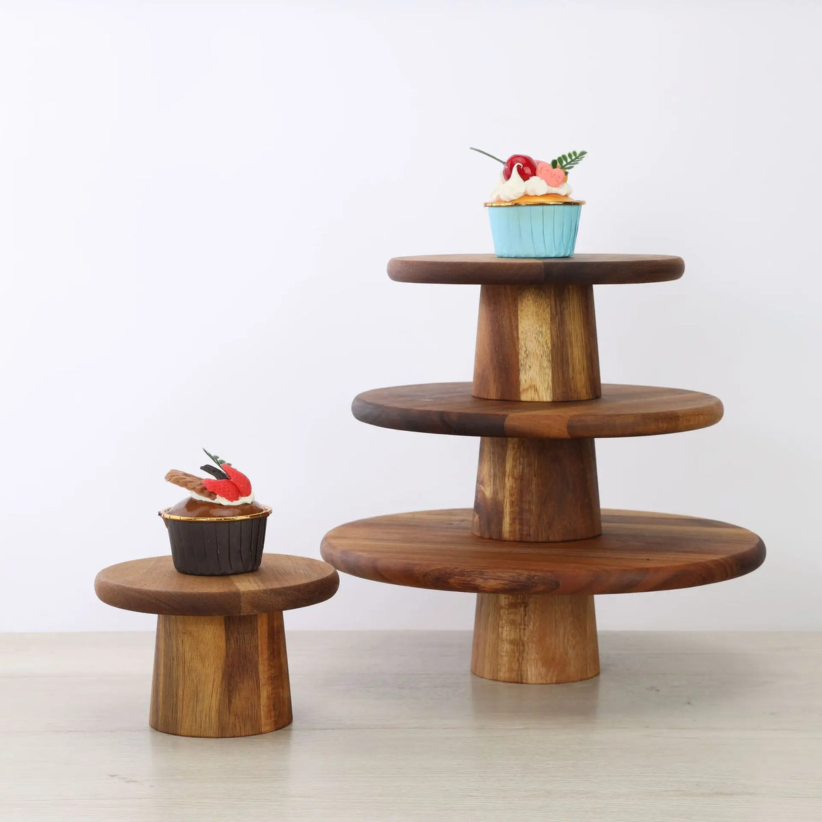 présentoir bois marron plateau gâteau cupcakes support rustique naturel dessert thé après midi