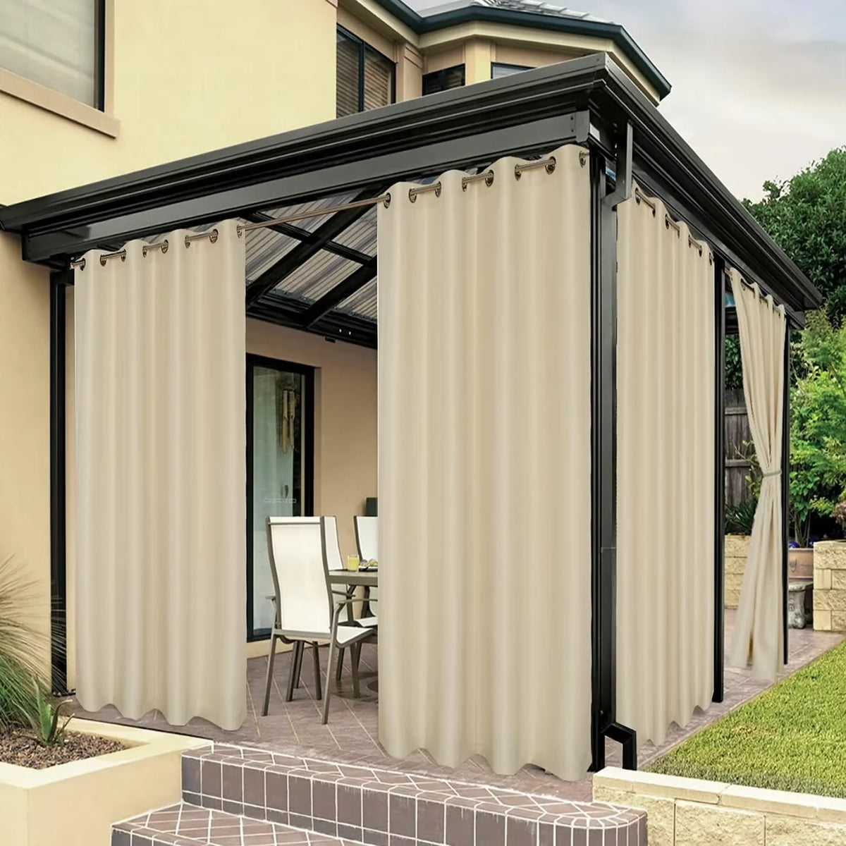 rideau extérieur water resistant beige uni moderne tringle métalliques pergola patio