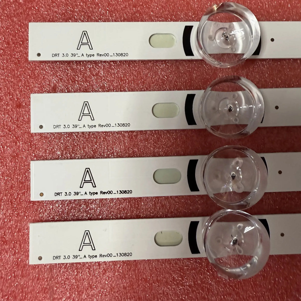 bande lumineuse led blanc bleu moderne adhésive réutilisable connecteurs boutons